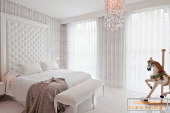луксузна фотографија беле спаваће собе