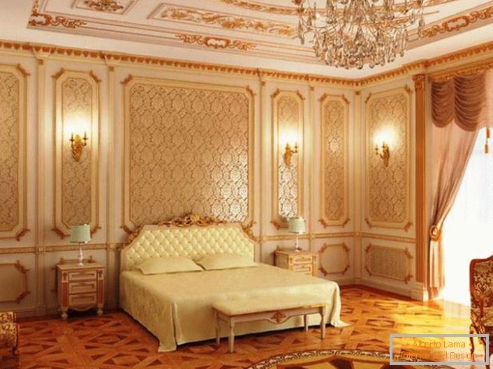 Златни шаблони се савршено уклапају у састав барокног стила. Модерна спаваћа соба за пар.