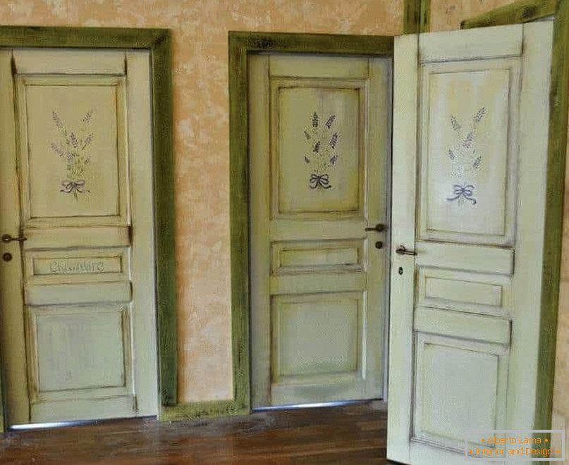Стара врата ће одговарати стилу Провансе и Винтаге