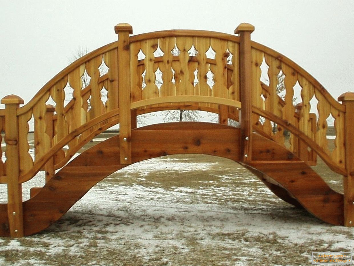 Дрвени мост са властитим рукама