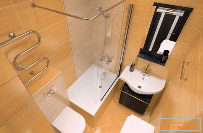 Дизајн комбиноване купатила у унутрашњости једнособног стана Хрушчов