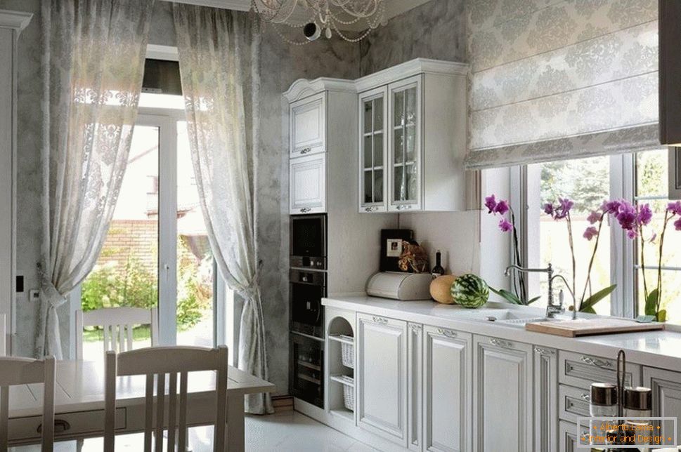 Различите врсте завеса у кухињи