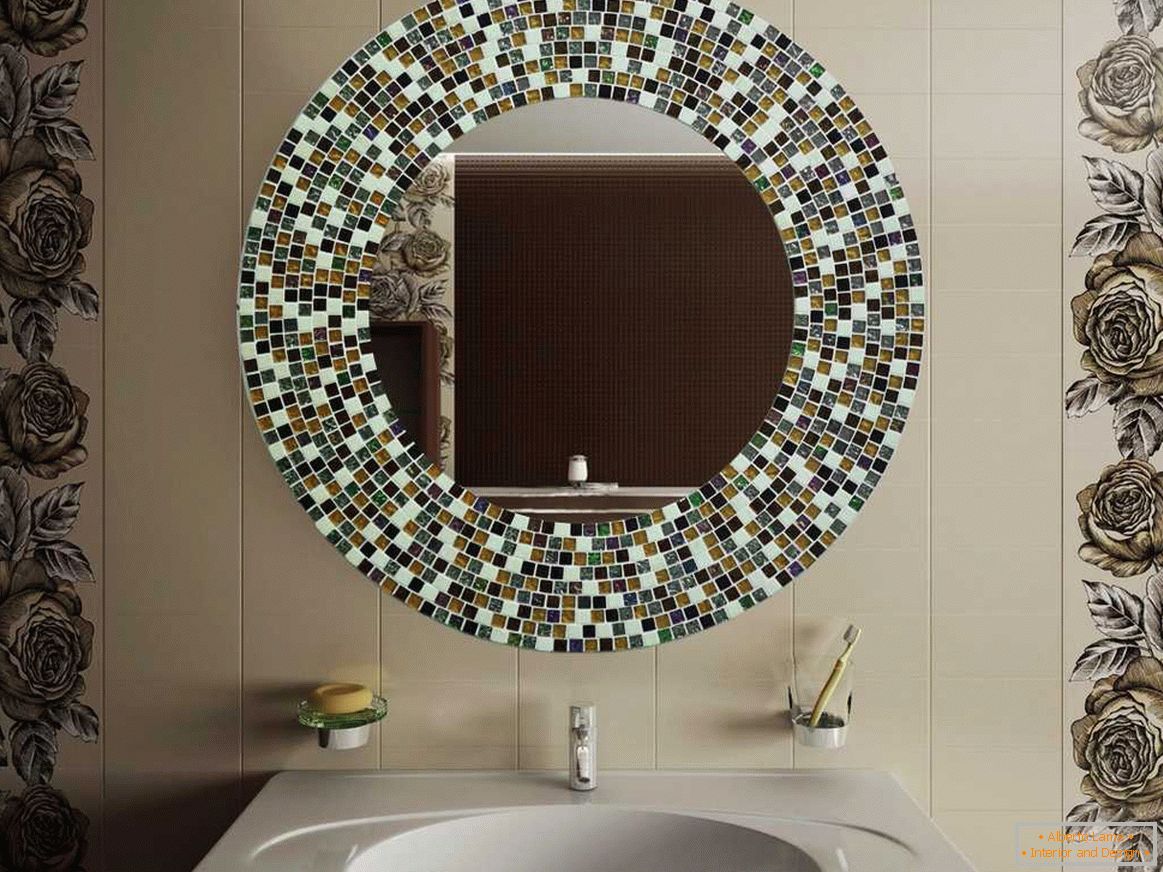 Украсни огледали у ентеријеру у стилу Арт Ноувеау