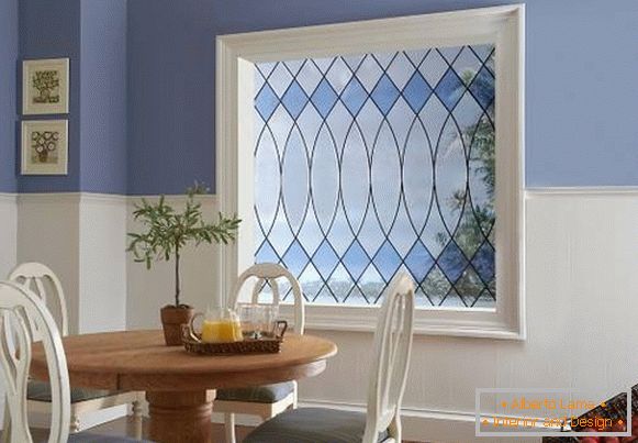 Предивни прозори - фотографије украсног стакла