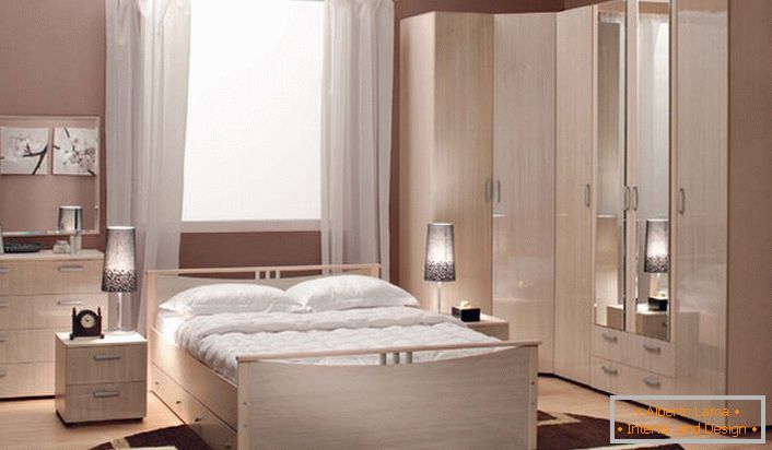 Модуларни намештај за спаваћу собу је најповољнија опција за мале урбане станове.