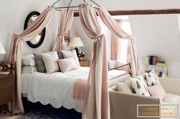 Предивна спаваћа соба у кремним бојама