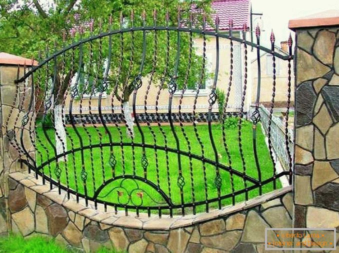 врсте ограда за приватне куће