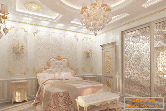 Унутрашњост спаваће собе са декоративним штукама у стилу луксуза
