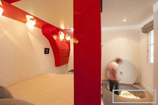 Оригинални дизајн спаваће собе: трансформисана црвено-бела соба и купатило