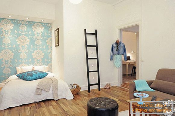 Спаваћа соба у малом стану у Шведској