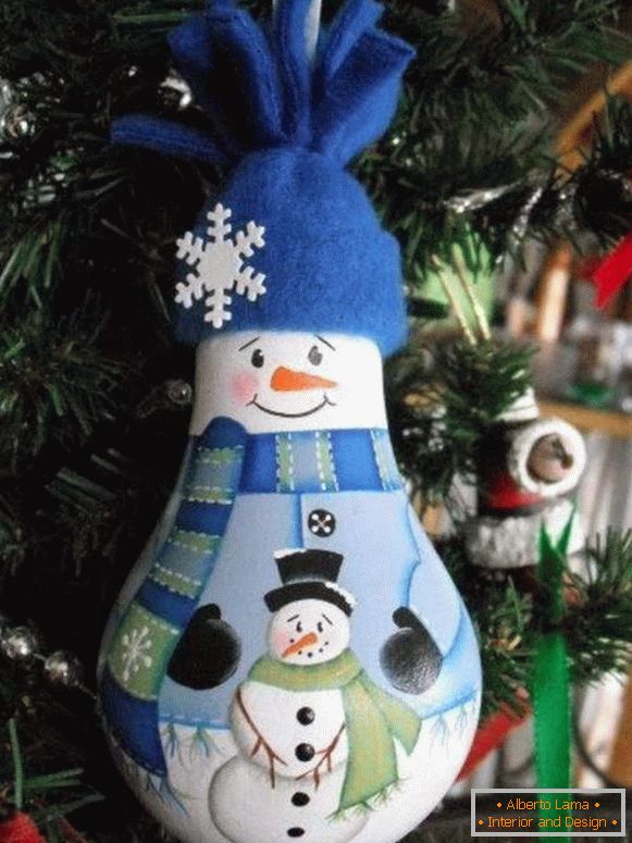 Новогодишње играчке на божићном стаблу с властитим рукама од папира, фото 24