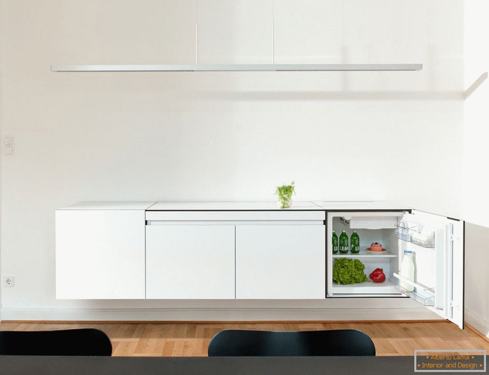 Модеран дизајн кухиње малих димензија - зелень на столике