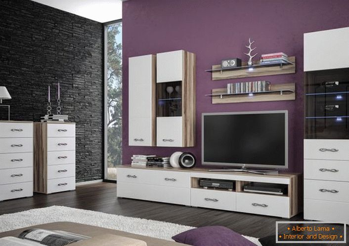 Пример различитих могућности је постављање модуларног намештаја у дневну собу. 
