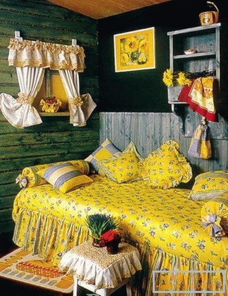 Спаваћа соба са текстилним декором за руски дизајн