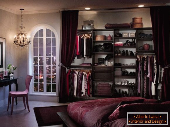 Уградјена гардероба у спаваћој соби - фотографија гардеробе
