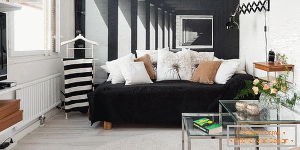 Дневна соба у црној и белој боји