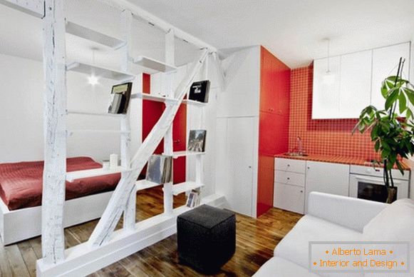 Студио апартман у црвеној и белој боји