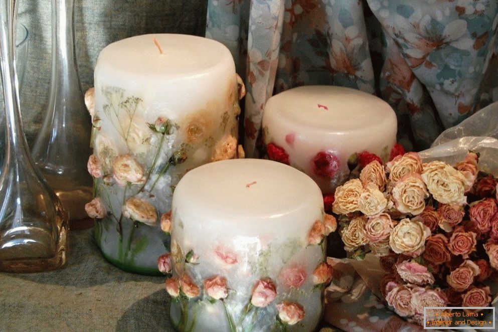 Декор за свеће сухоцветами