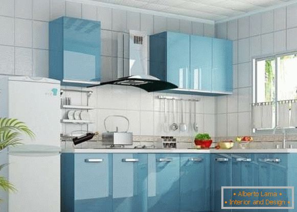 Дизајн угао кухиња у приватној кући - фотографија у плавој боји