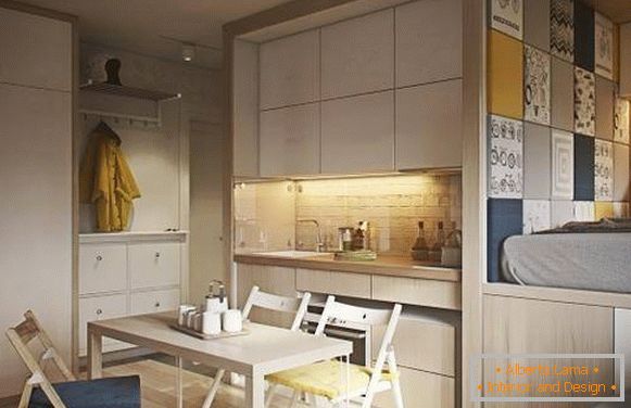 Модеран дизајн једнособног апартмана од 40 м2 М - фотографија кухиње и спаваће собе