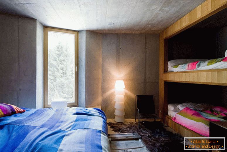 Кревет на спрат у спаваћој соби у еколошком стилу