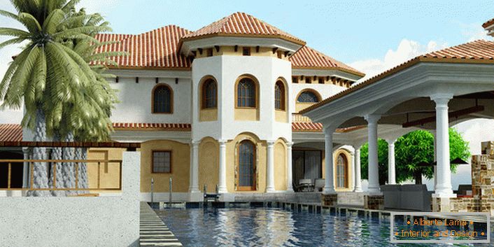 Фасада куће у медитеранском стилу израђена је у светлим бежним тоновима. Отворени прозори су типични за стил. 