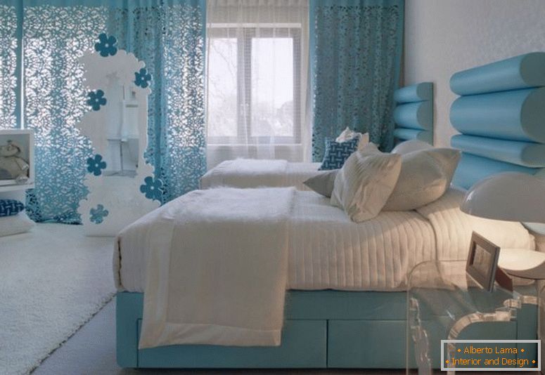плава-спаваћа соба-боја-и-бела-тепих-дизајн-у-модерни-луксузни-сања-кућа-дизајн-по-ш