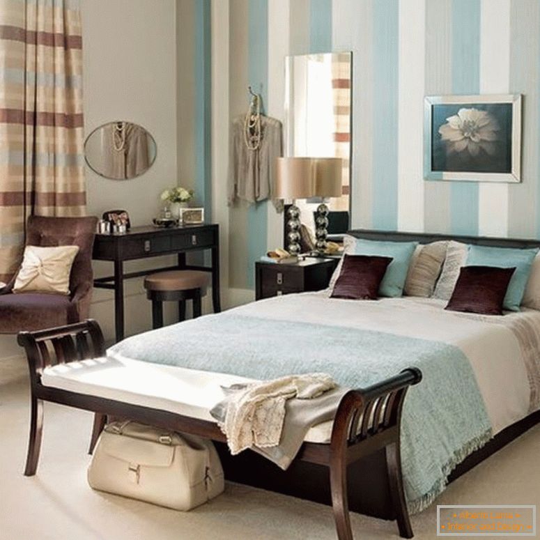 плава-боја-у-унутрашњости-класична-спаваћа соба-82