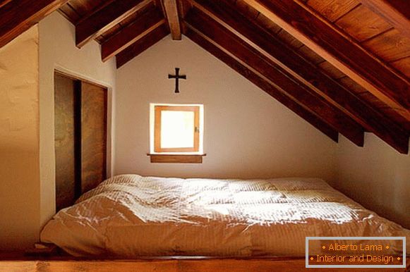 Спаваћа соба са малом кућицом Иннермост Хоусе у Северној Калифорнији