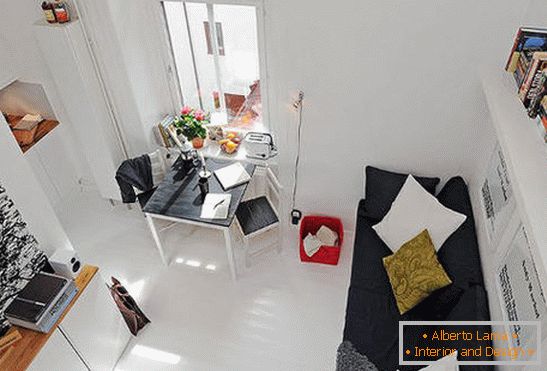 Иновативни изглед: мали студио апартман у црно-белој боји