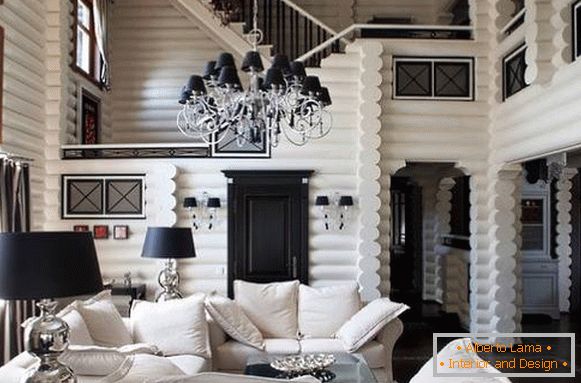 Црно-бели ентеријер дрвене куће и логова - фотографија унутар