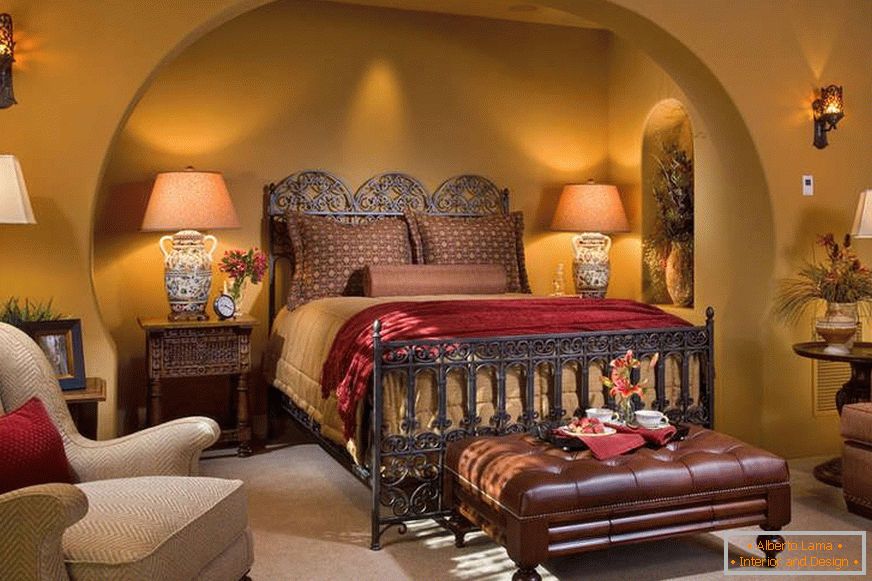 Спаваћа соба у шпанском стилу