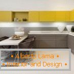 Кухињски намештај од две боје