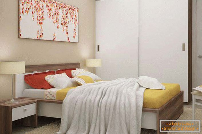 Лаконски и функционални модуларни намештај је прави избор за малу спаваћу собу.