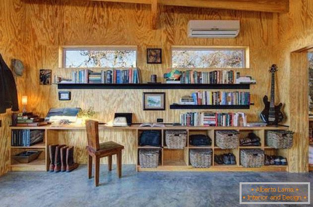 Мала јефтина дрвена кућа у САД: «деловая» зона
