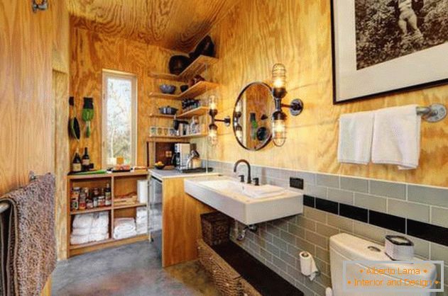 Мала јефтина дрвена кућа у САД: туалет и кухня