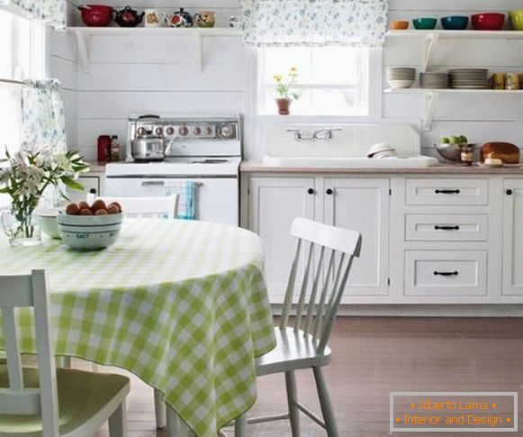 Кухињске завесе беле боје са плавим узорцима слика 2016