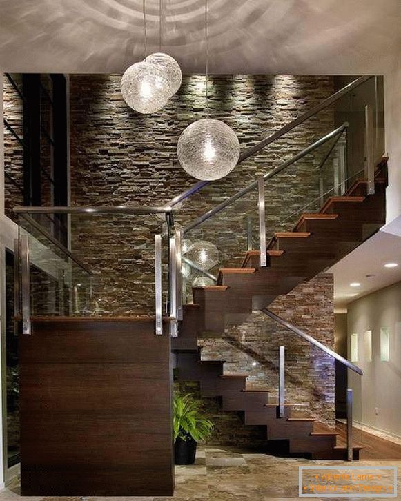 Прекрасне дрвене степенице у кући - избор фотографија
