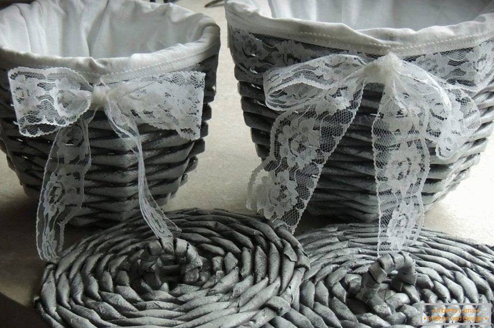 Плетене вазе из папирних цеви