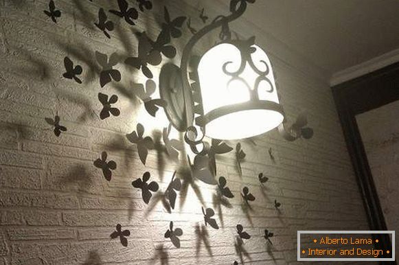 Занимљиве идеје за кућу с властитим рукама - фотографија самосталне лампе на зиду