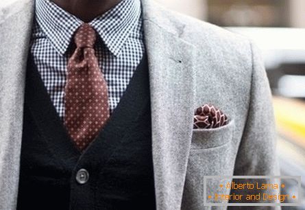 Избор кравате за сиву јакну