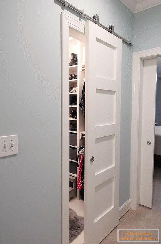 Клизна врата у гардеробу, фотографија 30