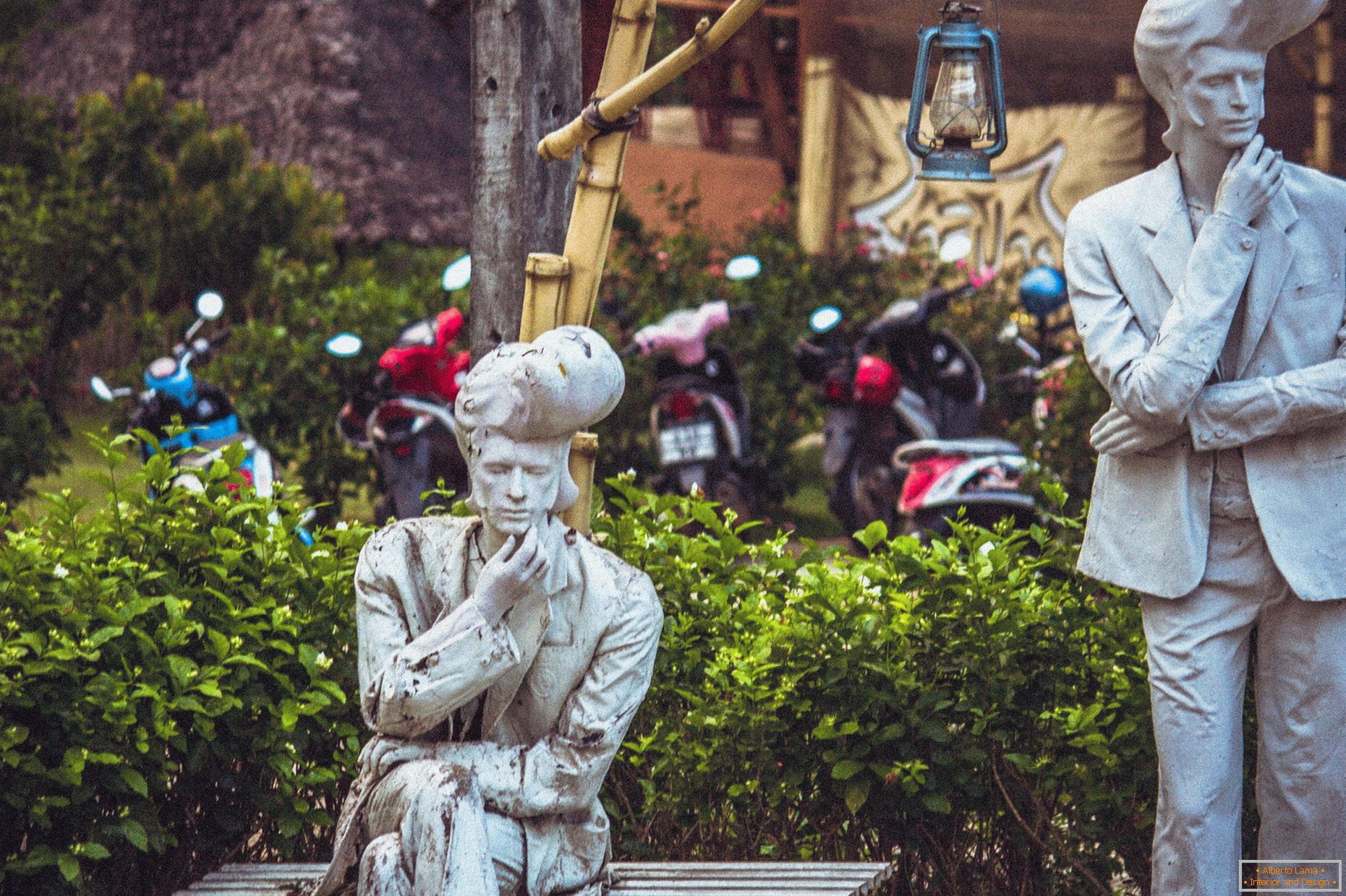 Скулптуре Елвиса у селу Тајланд