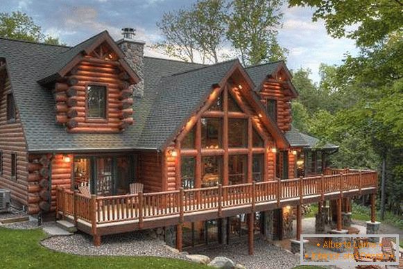 Луксузне дрвене куће од греде на фотографији