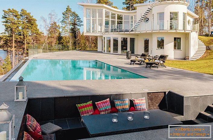 Савремени дизајн куће: главна ствар је одржавање и одржавање