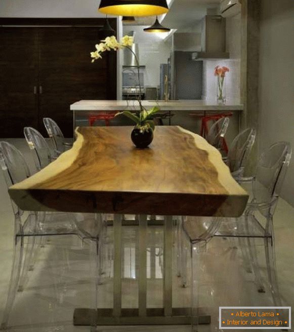 трпезаријски сто у поткровљу са својим рукама, фотографија 14
